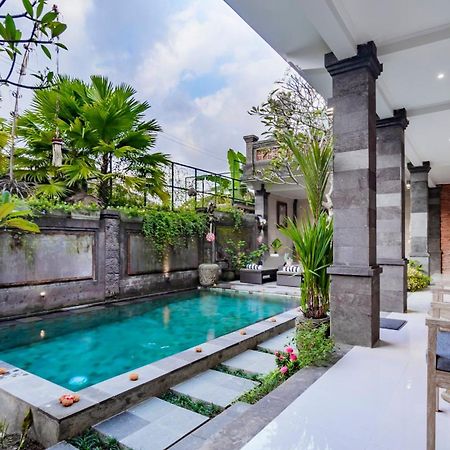 Ayu Sari Guesthouse By Mahaputra Убуд Екстер'єр фото