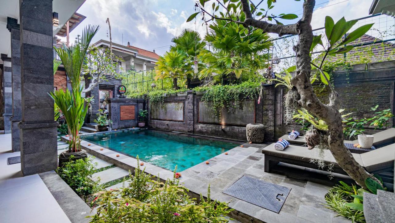 Ayu Sari Guesthouse By Mahaputra Убуд Екстер'єр фото